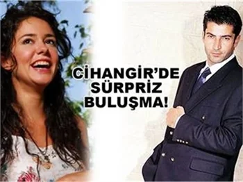 ROL ARKADAŞIYLA KAFEDE...