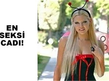 SOPHIE MONK UĞUR BÖCEĞİ OLDU!