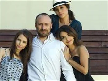 KADINLAR ONU PAYLAŞAMIYOR