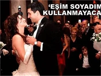 EŞİ, ALABORA SOYADINI KULLANMIYOR
