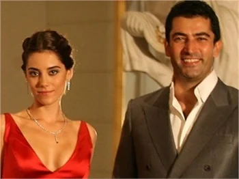 12 YIL SONRA SEVİŞTİLER.. EYŞAN'LA EZEL KAVUŞTU..