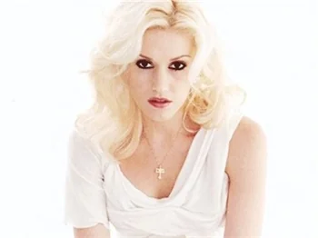GWEN STEFANI: 'EVDE YEMEKLERİ KOCAM YAPAR!'