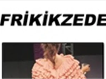 ÖĞRENCİLERİN DEFİLESİNDE YIRTMAÇ KRİZİ