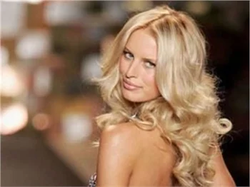 En Seksi 20 Victoria's Secret modeli..