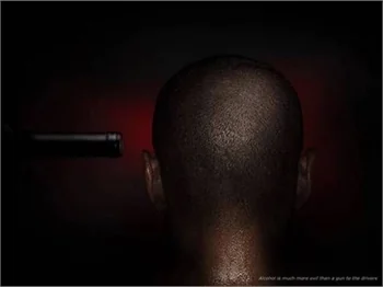 Adam eden ilginç reklamlardan çarpıcı görüntüler...