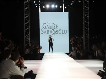 İFW Gamze Saraçoğlu defilesinden görüntüler...
