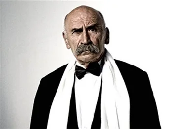 TUNCEL KURTİZ HAYATININ BİLİNMEYENLERİNİ ANLATTI!