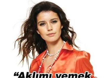 BEREN SAAT ELEŞTİRİLERE DAYANAMIYOR!
