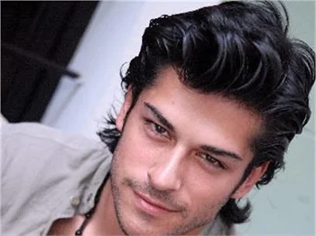 BURAK ÖZÇİVİT'İN RAHATLAMA YÖNTEMİ!