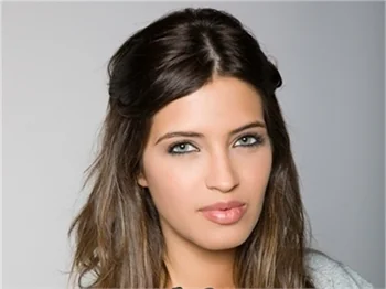 SARA R.MADRİD'İ KARIŞTIRDI!
