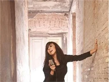 NILÜFER YENİ ALBÜMÜYLE ROCK’ÇI OLDU!