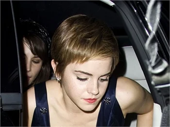 Emma Watson, her tarafından frikik verdi!