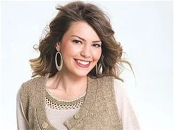 ASLI ENVER: ÇOK BÜYÜK HAYALLER KURMUYORUM!