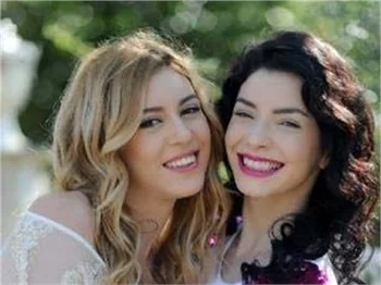 KÜÇÜK SIRLAR'IN YAYIN GÜNÜ YİNE DEĞİŞİYOR..