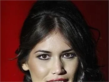 EBRU ŞAM: GÜZEL OLMAK DEZAVANTAJ!
