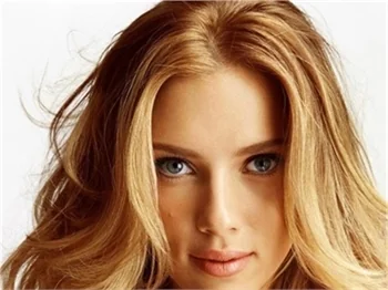 JOHANSSON: AŞK AYAKLARIMI YERDEN KESTİ!