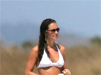 Kate Middleton'ın bikinili görüntüleri..