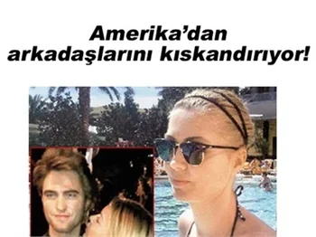 DİDEM UZEL'İN LAS VEGAS'TA HAVUZ KEYFİ!