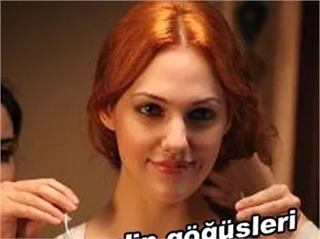 HÜRREM'İN GÖĞÜSLERİ PAMUK ÇIKTI!