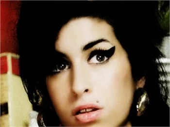 AMY'NİN ÖLÜM HABERİNE ÜNLÜLER NE DEDİ?
