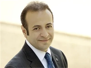 EGEMEN BAĞIŞ DİZİ OYUNCUSU OLUYOR!