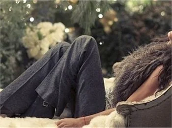 Seksi aktris Demi Moore'dan çok özel pozlar!