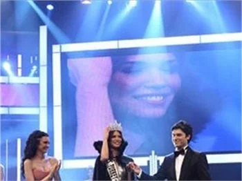 Karşınızda 2009 Türkiye Güzeli Ebru Şam...