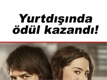 'AŞK TESADÜFLERİ SEVER' EN İYİ FİLM SEÇİLDİ!