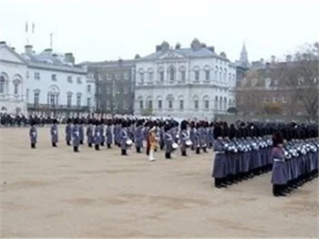 Cumhurbaşkanı Gül'e Londra'da karşılama töreni