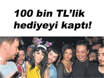 HANDE YENER’E EN ÖZEL HEDİYE, SİNAN AKÇIL’DAN!