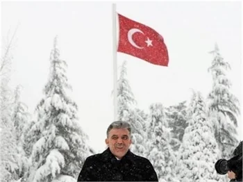 Abdullah Gül'ün köşkteki kar sefası