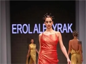 Fashion Week Erol Albayrak defilesi