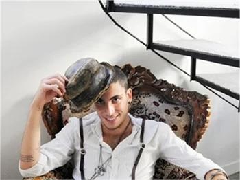 CAN BONOMO'NUN 'LOVE ME BACK'İ REKORA KOŞUYOR!