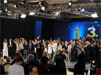 Antalya Televizyon Ödülleri’ne yıldız yağdı...