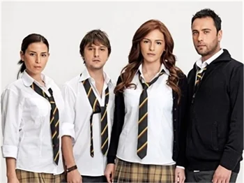 'ARKA SIRADAKİLER' DİZİ SETİNDE ÖLÜM!