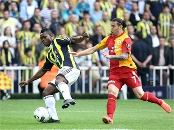 Kadıköy'deki dev derbiden çok özel kareler!