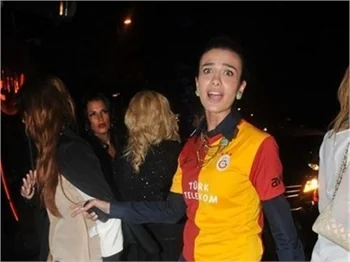 Ünlüler şampiyonluğu böyle kutladı