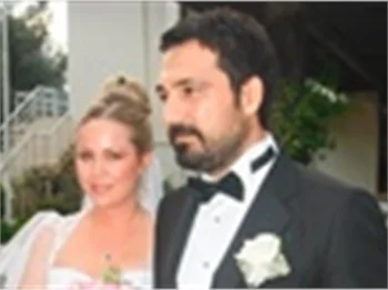 BÜLENT İNAL, BABALIK HEYECANI YAŞIYOR!