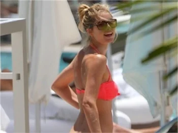 Doutzen Kroes’un renkli Miami tatili
