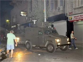 İstanbul'da molotoflu saldırı!