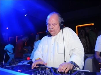 Bobou Beach Blub'ta White Night Party...