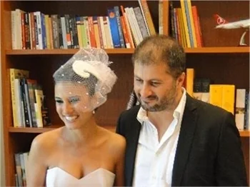 Halit Ergenç'in eski eşi Gizem Soysaldı evlendi...