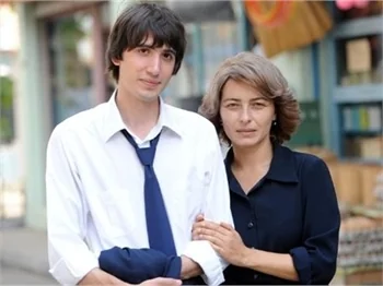 Öyle Bir Geçer Zaman Ki'nin yeni Osman'ı Gün Koper...
