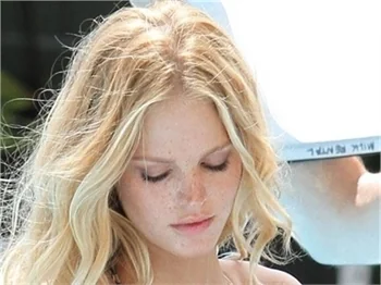Erin Heatherton Victoria's Secret için Miami'de