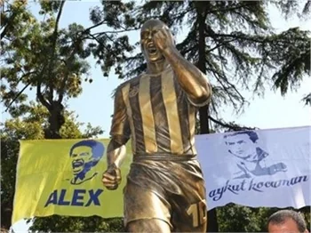 Alex de Souza ölümsüzleşti!