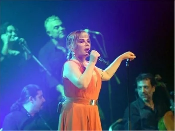 Sezen Aksu, Antalya'da olay yarattı!.