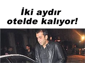 EMRE KARAYEL NEDEN EVSİZ KALDI?