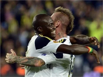 Fenerbahçe - AEL maçının ilginç anları...