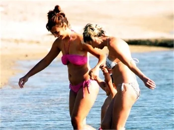 Bodrum'da turistler denize koştu..