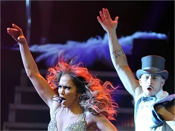 Jennifer Lopez, Moskova'yı salladı!